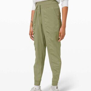 Lululemon Dance Studio Jogger Size 18